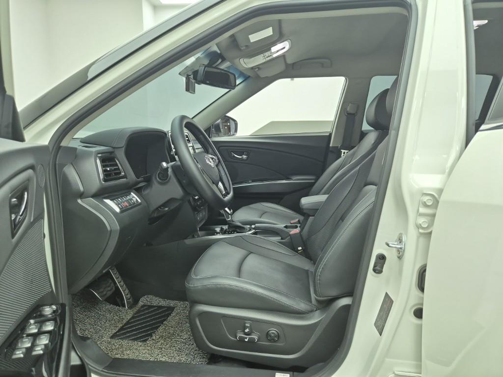 Ssangyong Tivoli - Vista 10