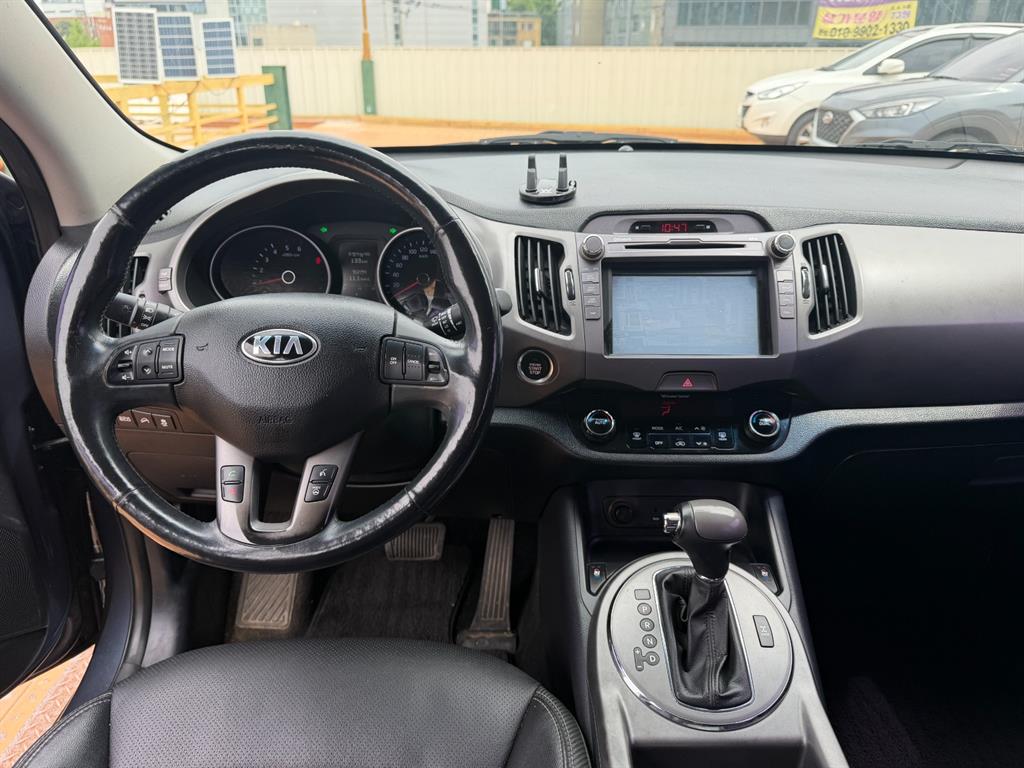 KIA Sportage - Vista 5