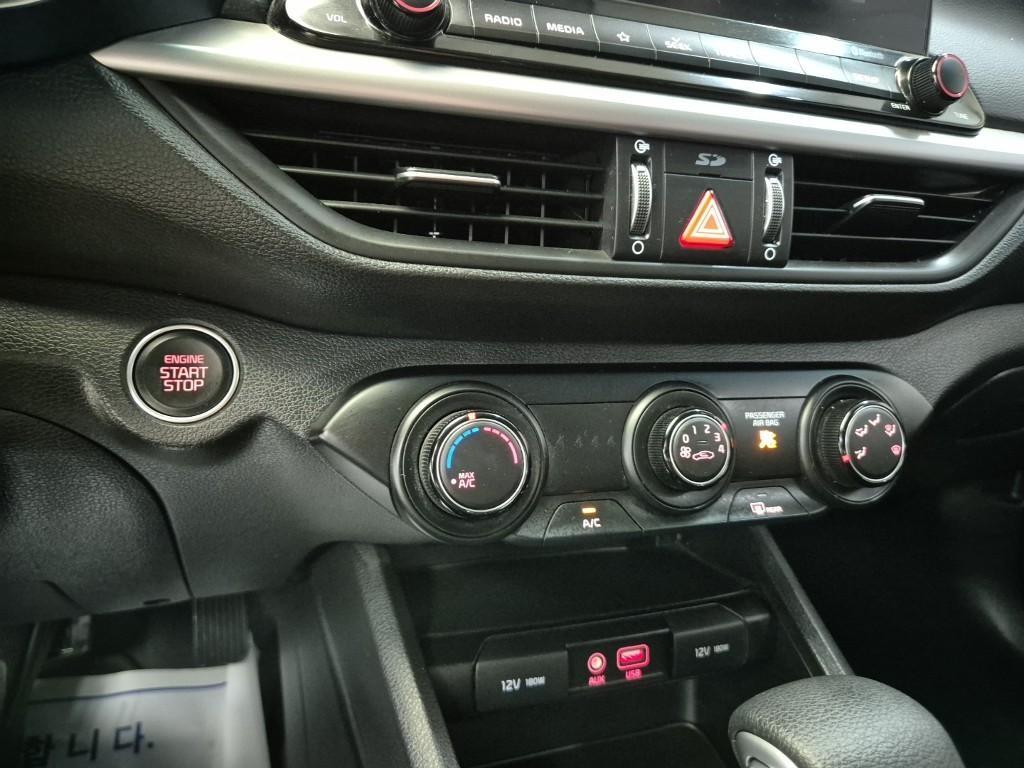 KIA K3 2019 Blanco - Importación desde Corea - HF Imports Iquique - Foto 16