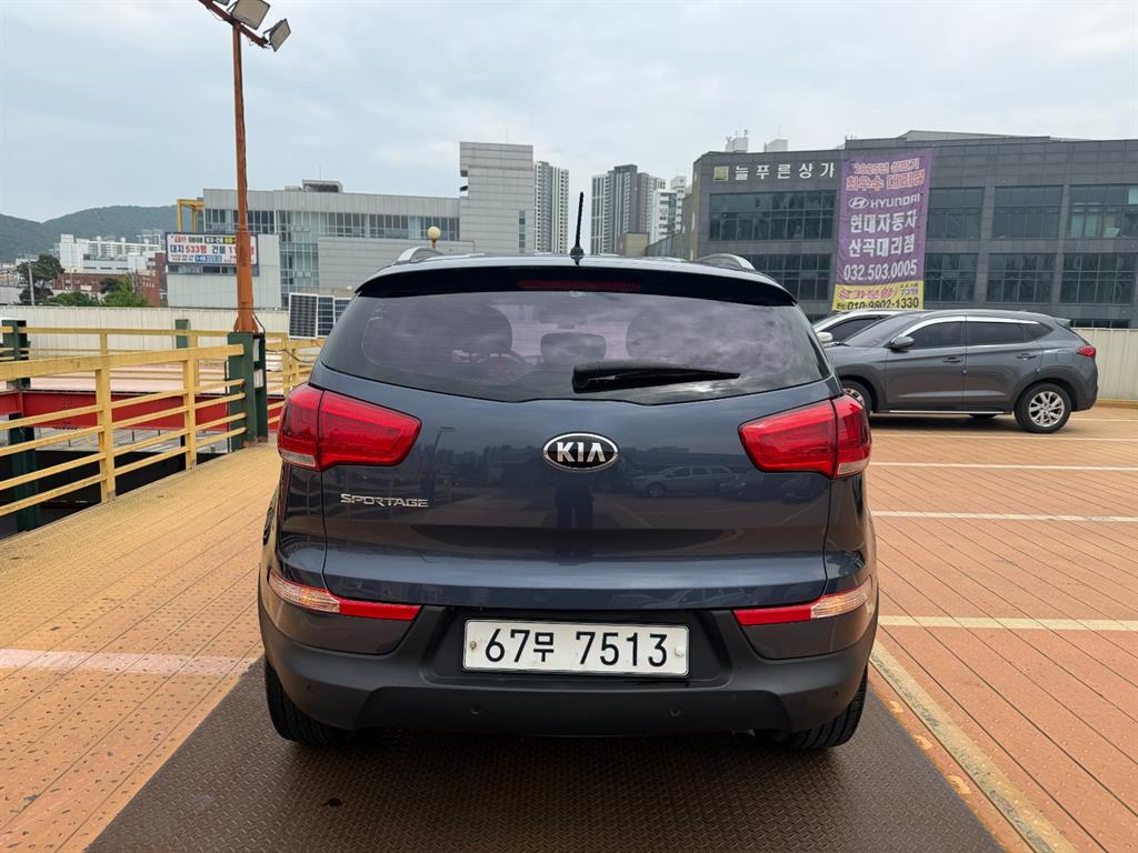 KIA Sportage - Vista 4