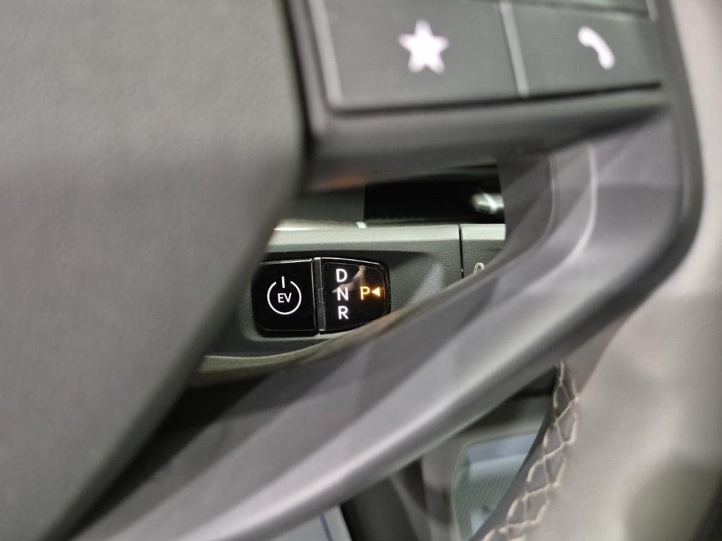KIA EV3 - Vista 8