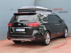 KIA Carnival - Vista 6