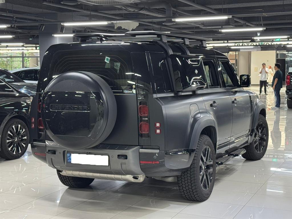 Land Rover Defender - Vista 4