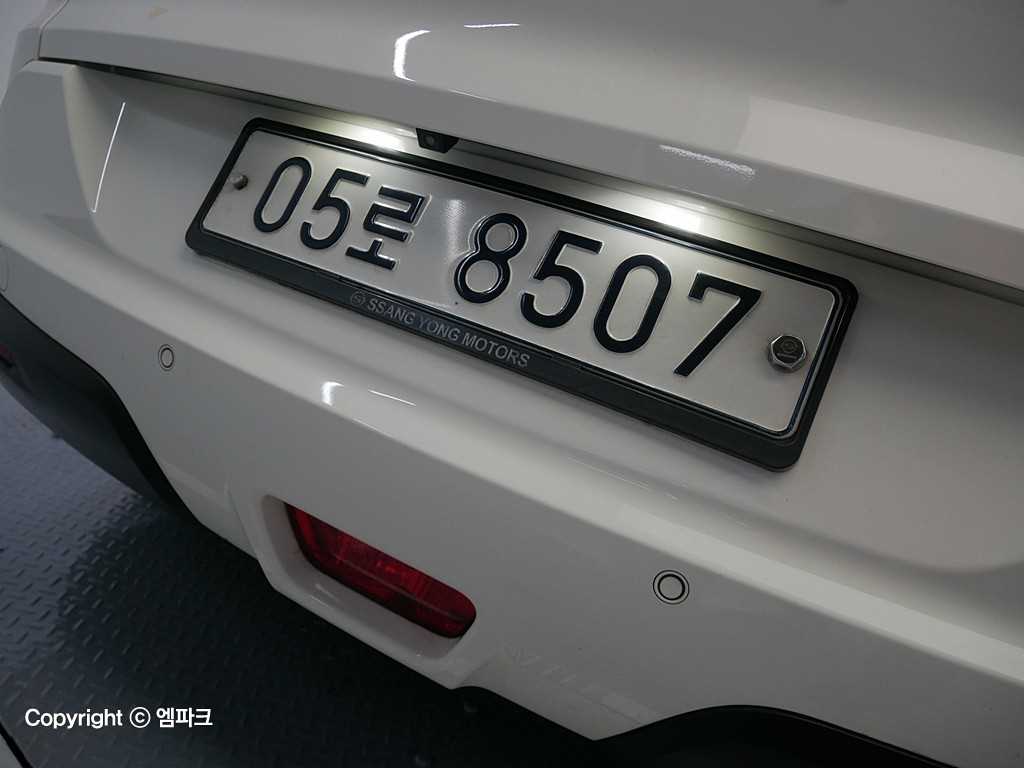 Ssangyong Tivoli 2017 Blanco - Importación desde Corea - HF Imports Iquique - Foto 19