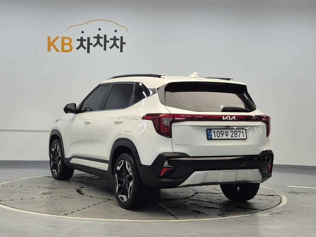 KIA Seltos - Vista 2