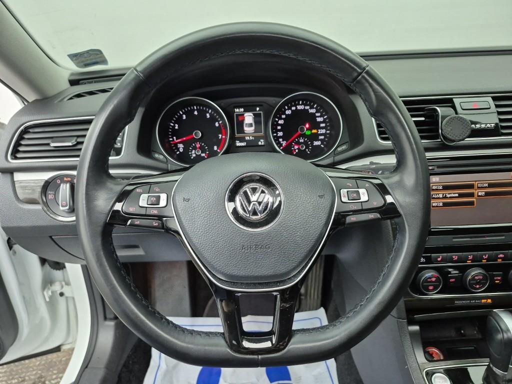 Volkswagen Passat - Vista 9