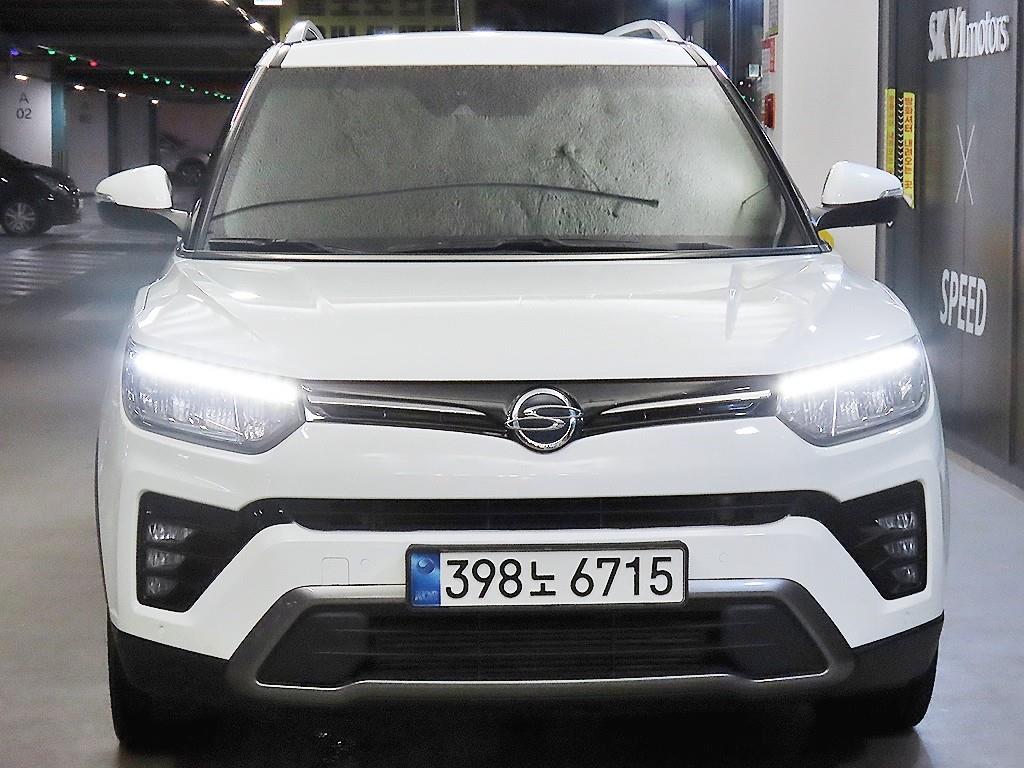 Ssangyong Tivoli - Vista 2