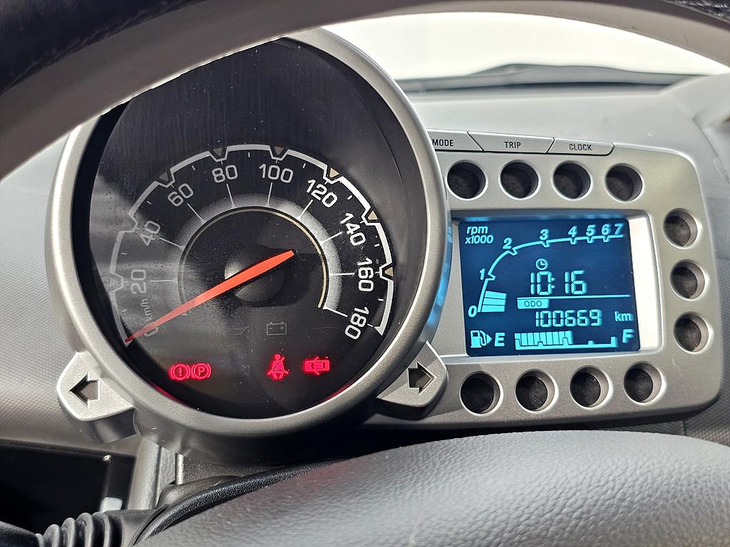 Chevrolet Spark - Vista 7