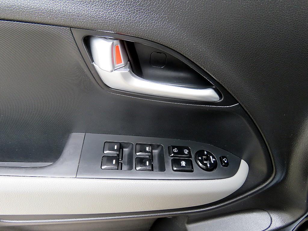 KIA Ray - Vista 8
