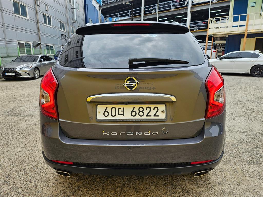 Ssangyong Korando - Vista 6