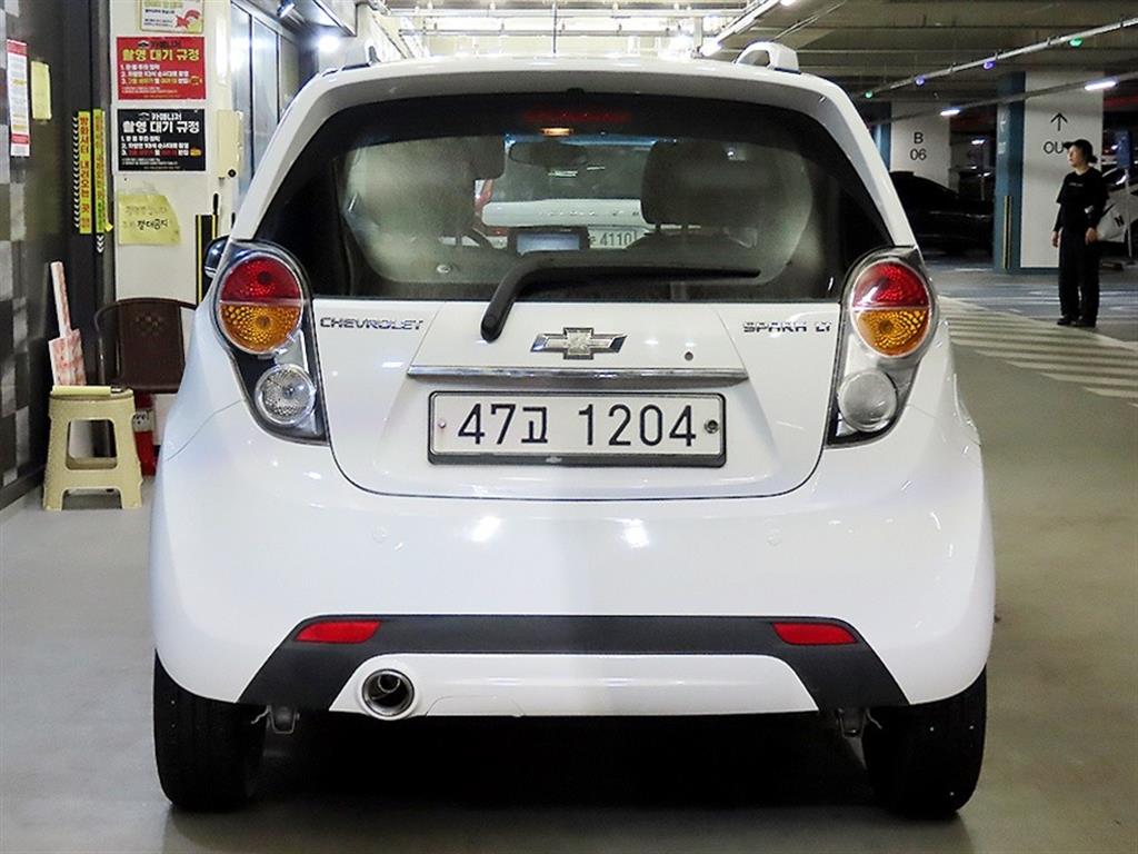 Chevrolet Spark - Vista 5