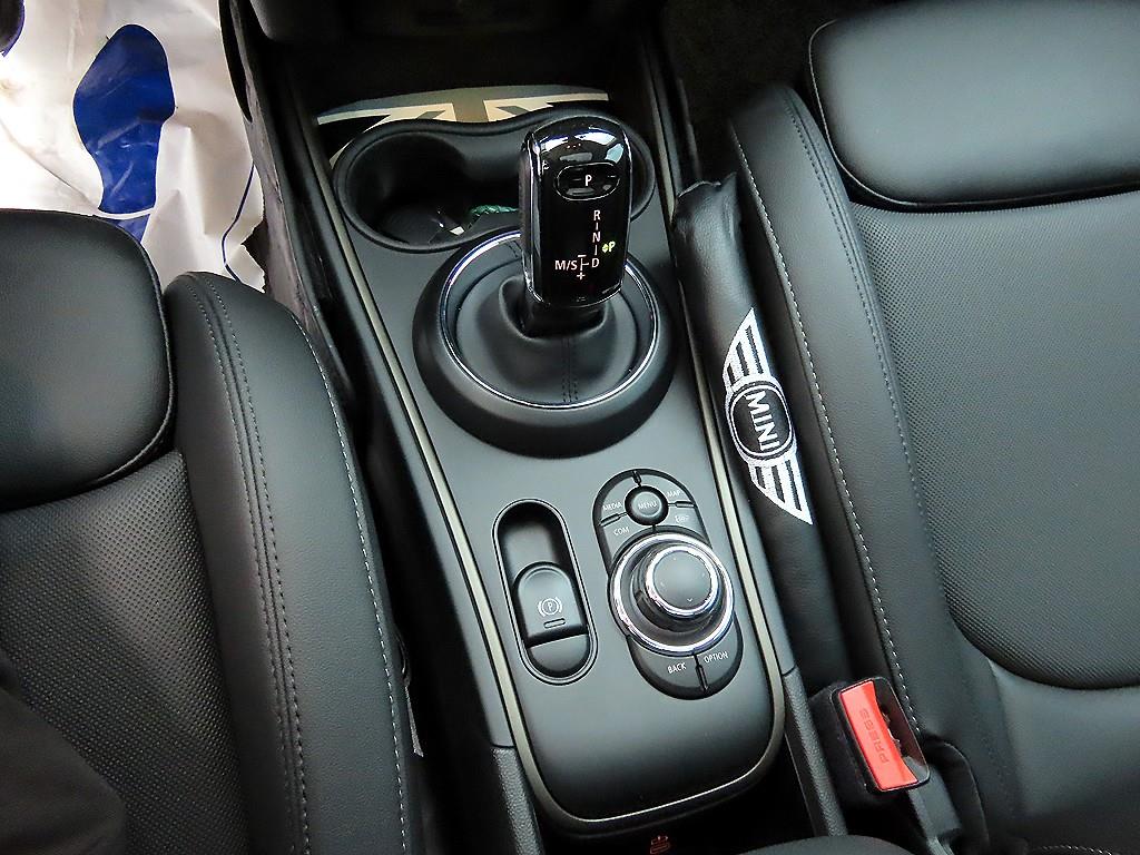 Mini Countryman - Vista 11