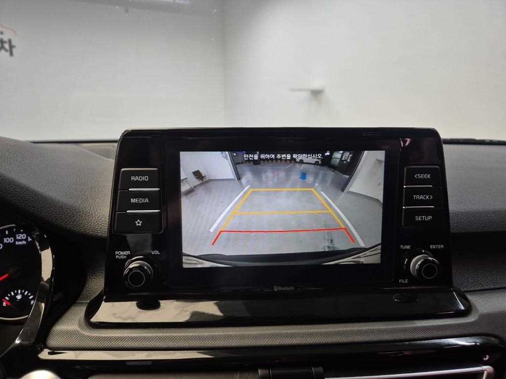 KIA Seltos - Vista 12