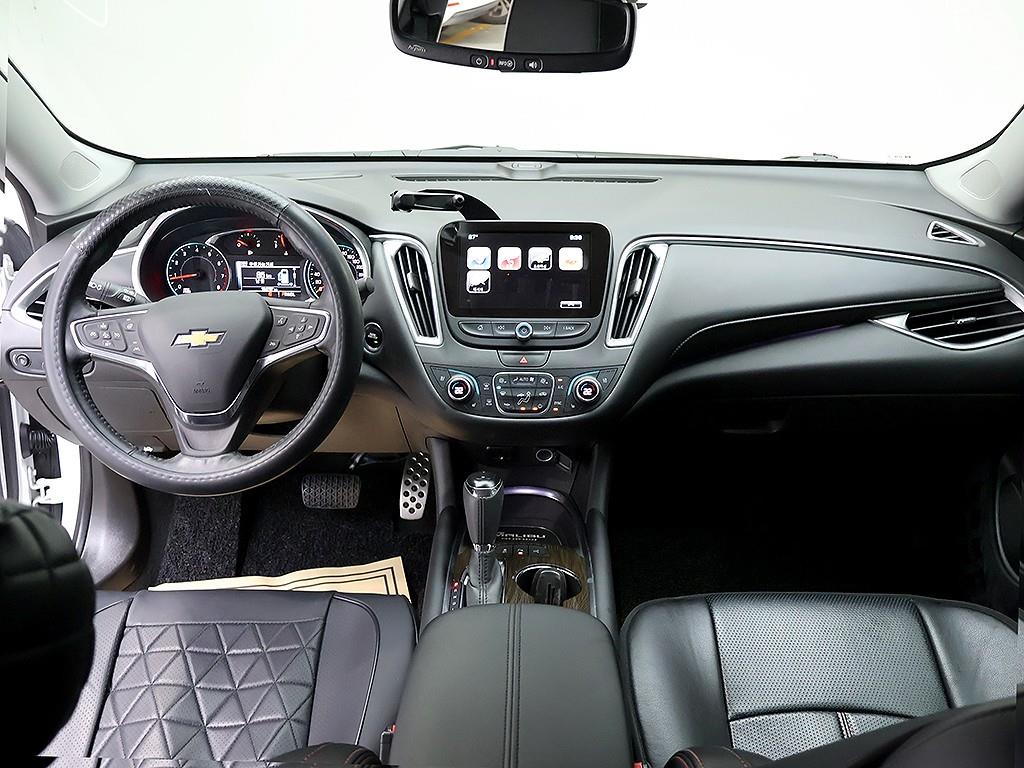 Chevrolet Malibu - Vista 9