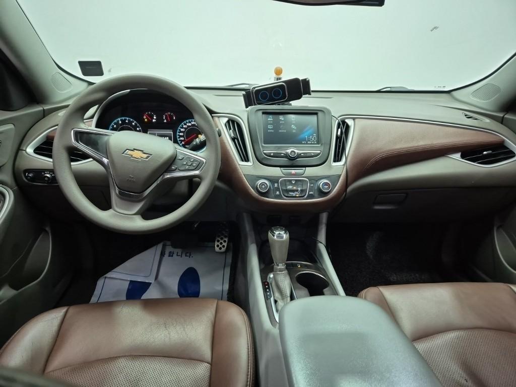 Chevrolet Malibu - Vista 7
