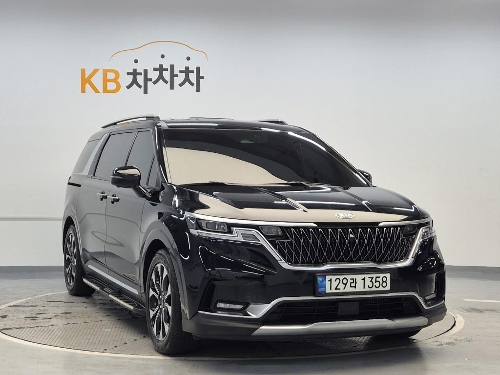 KIA Carnival - Vista 4
