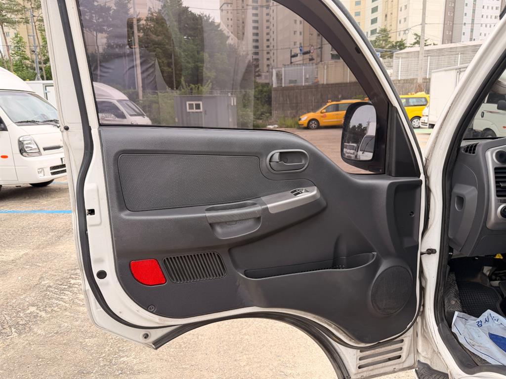 Small Truck Normal Box(High Deck) 2019 Blanco - Importación desde Corea - HF Imports Iquique - Foto 13