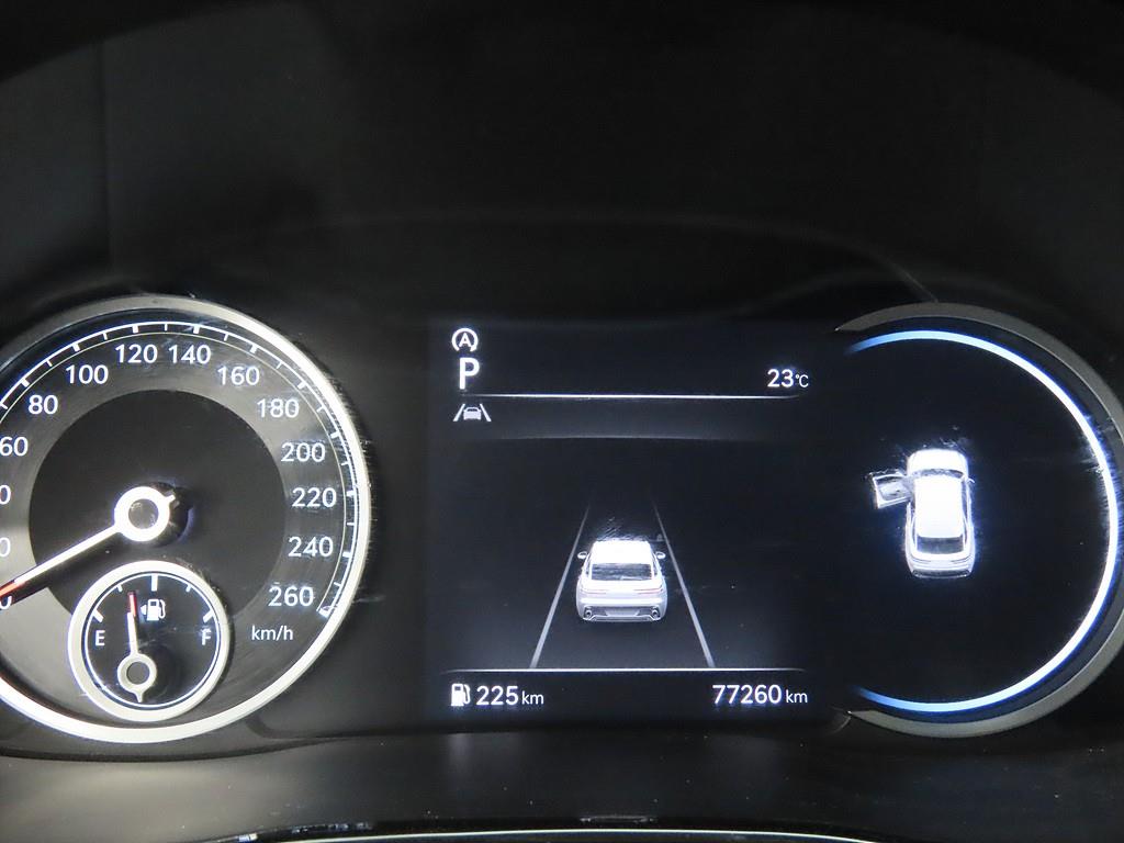 Genesis GV70 - Vista 10