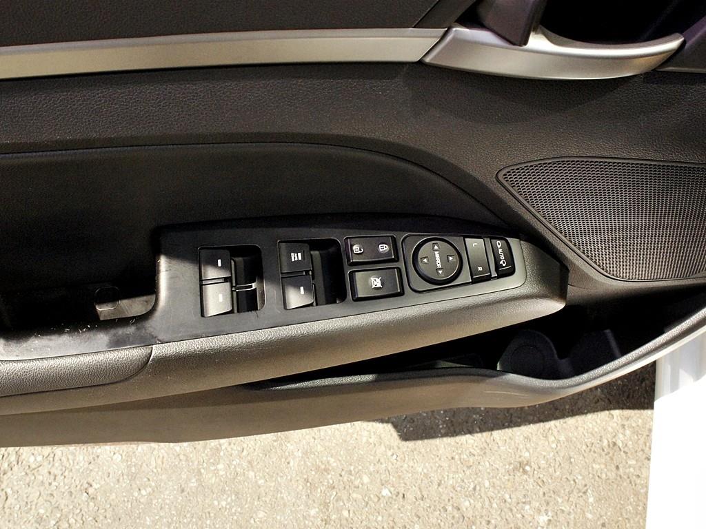 HYUNDAI Avante 2018 Blanco - Importación desde Corea - HF Imports Iquique - Foto 13