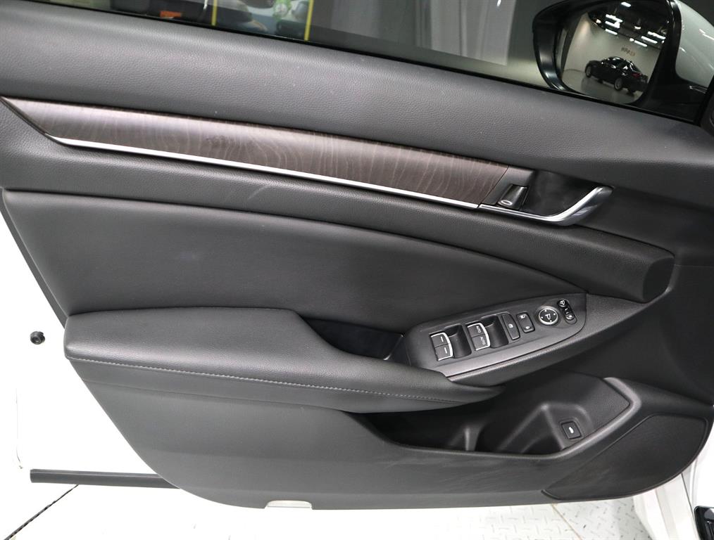 Honda Accord - Vista 7