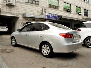 HYUNDAI Avante - Vista 8