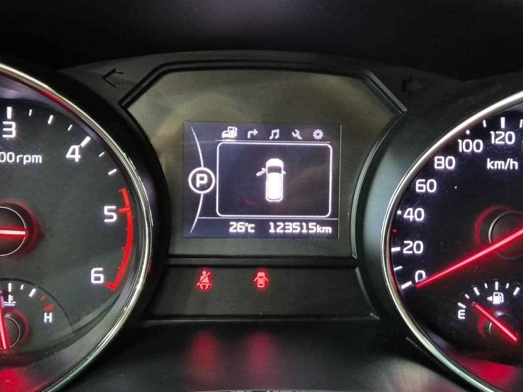 KIA Carnival - Vista 6