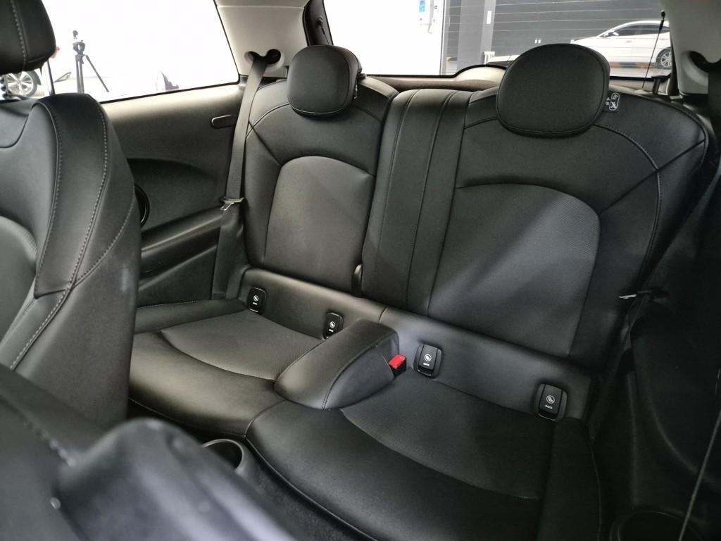 Mini Cooper - Vista 12