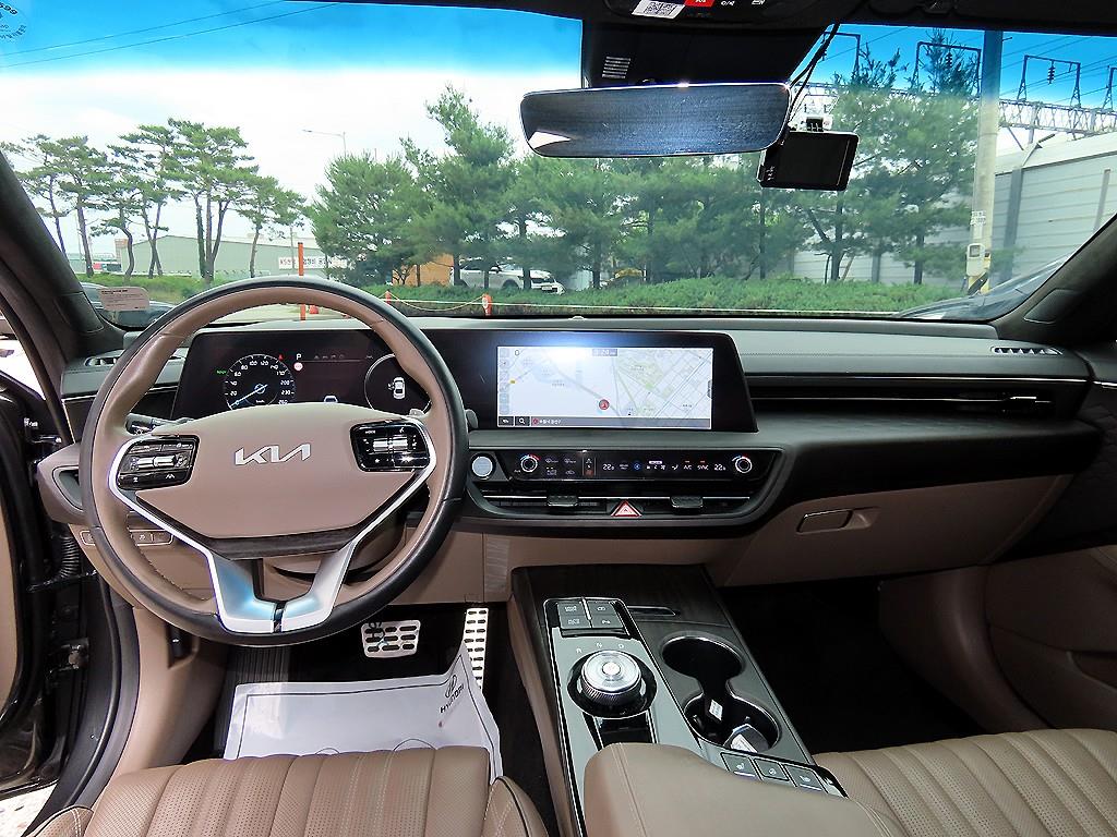 KIA K8 - Vista 7