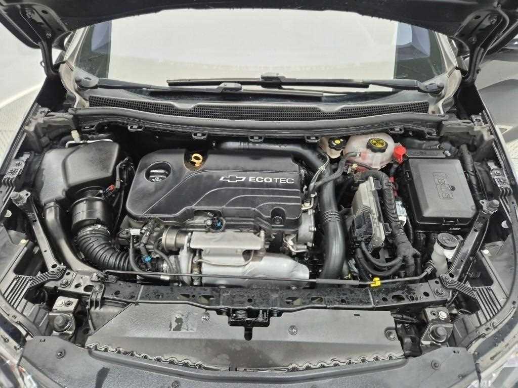 Chevrolet Cruise - Vista 5