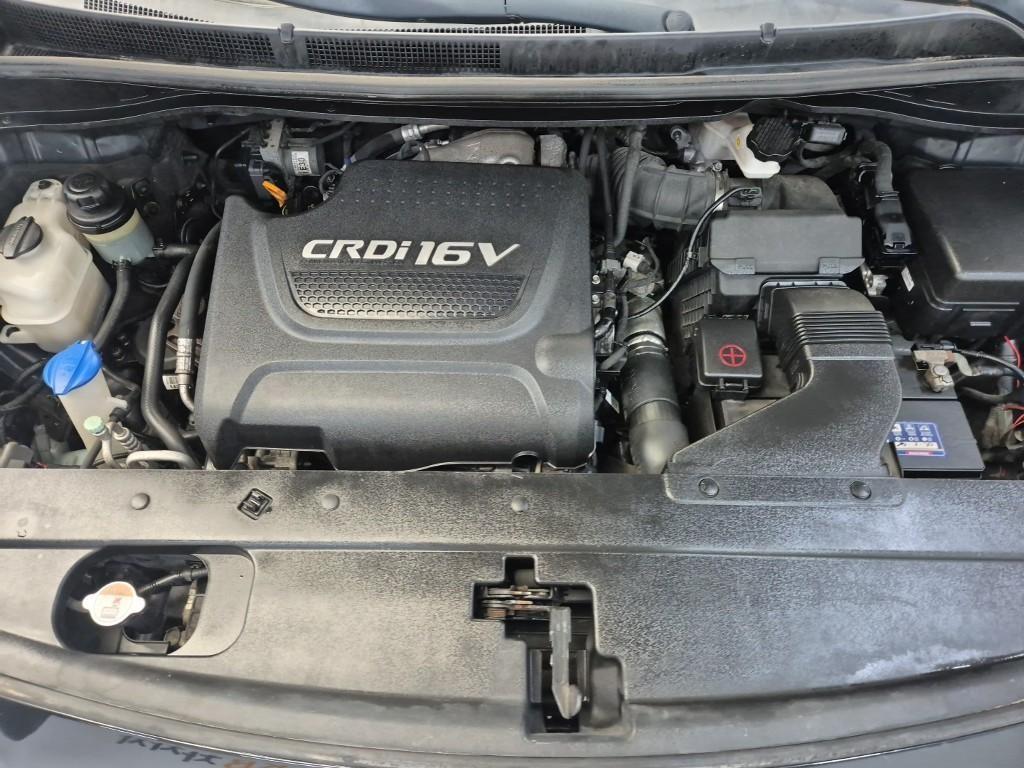 KIA Carnival - Vista 5