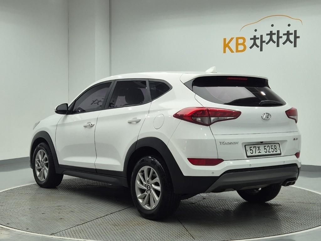 HYUNDAI Tucson - Vista 2