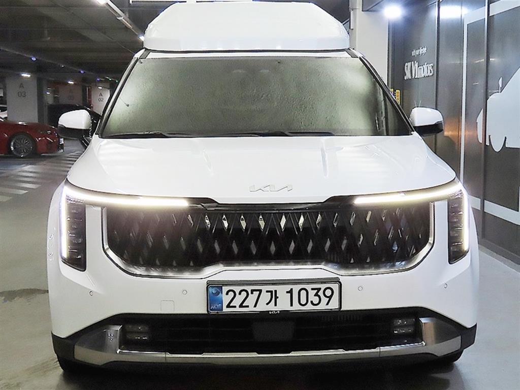 KIA Carnival - Vista 2