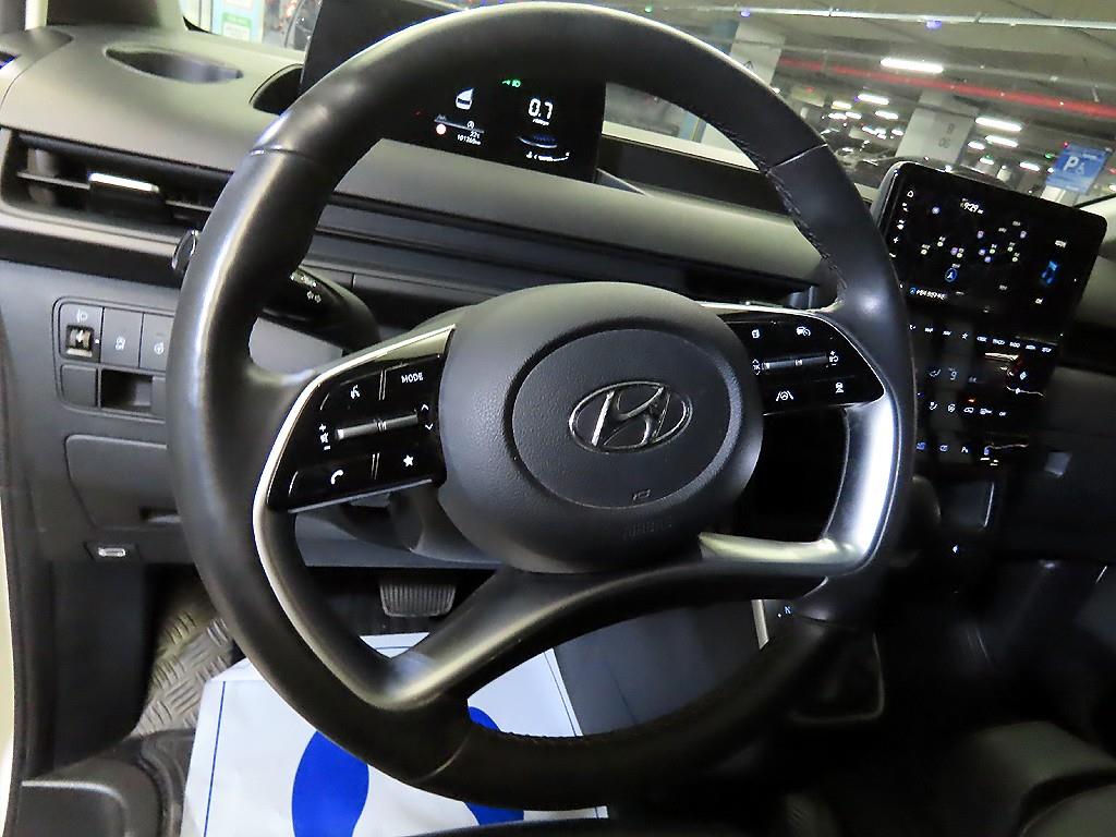 HYUNDAI Staria - Vista 8