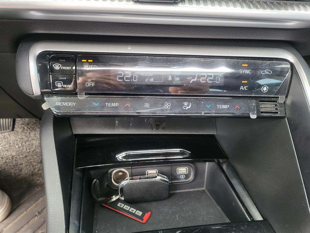 KIA K5 - Vista 10
