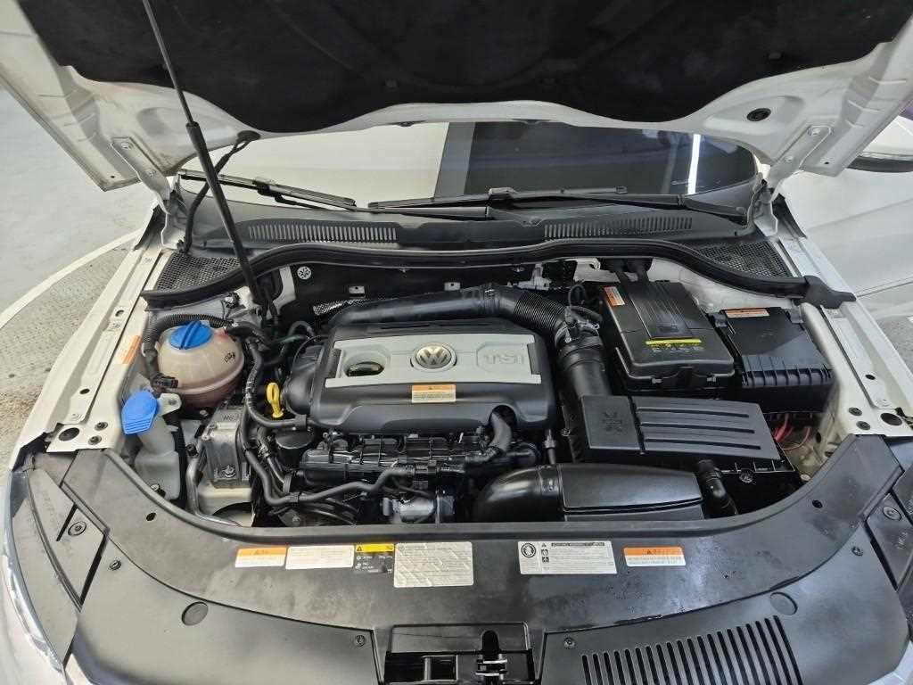 Volkswagen CC - Vista 5