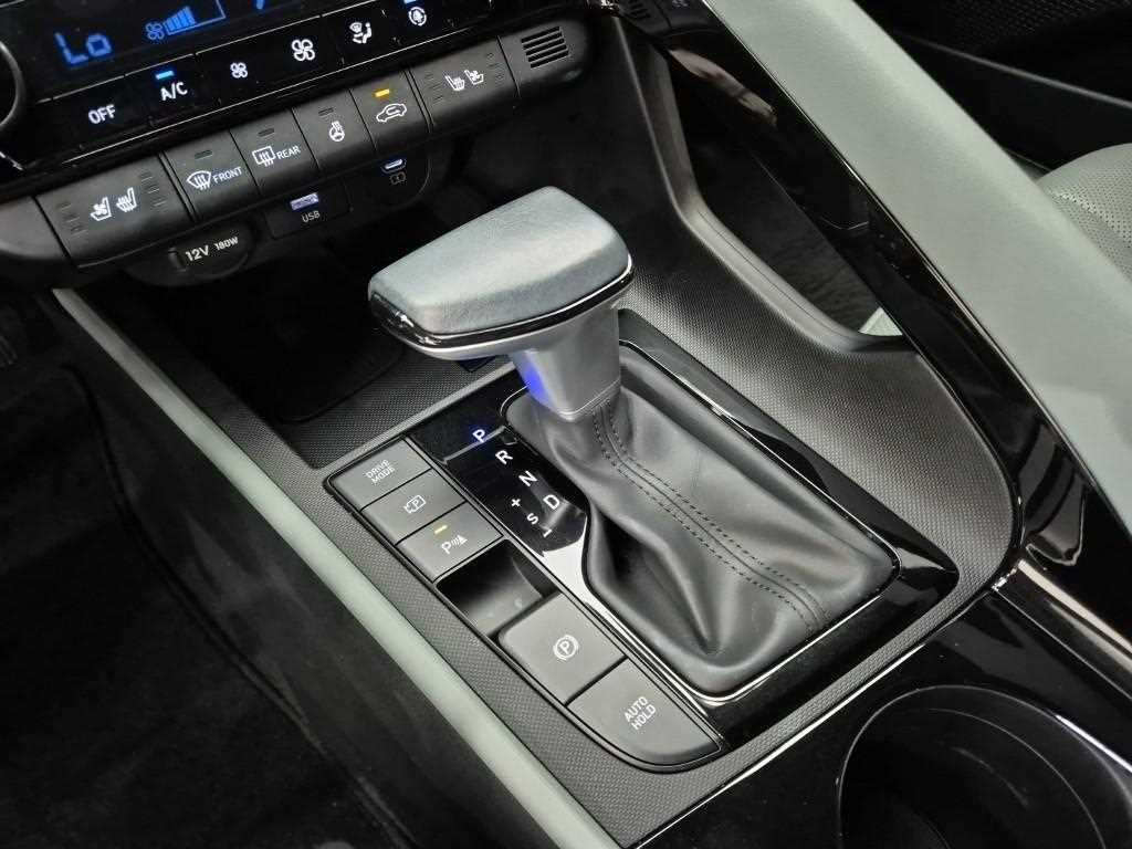 HYUNDAI Avante - Vista 8