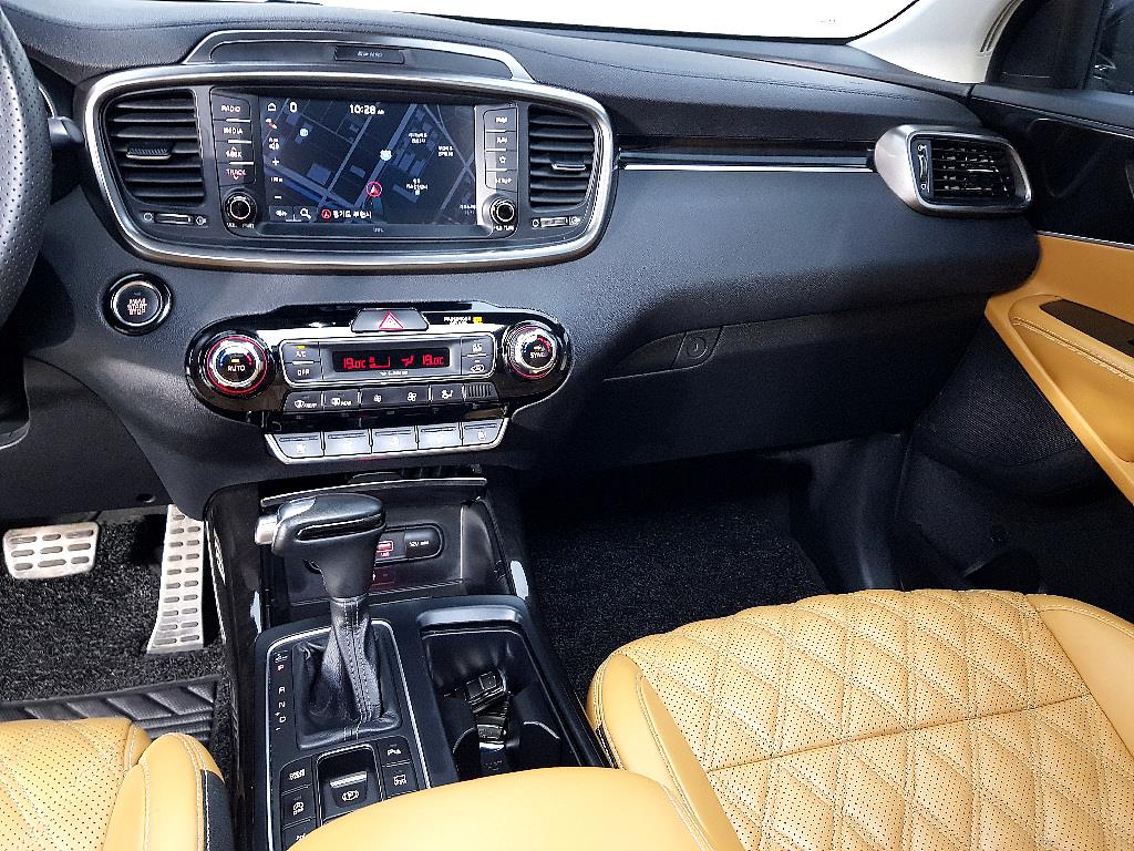 KIA Sorento - Vista 10