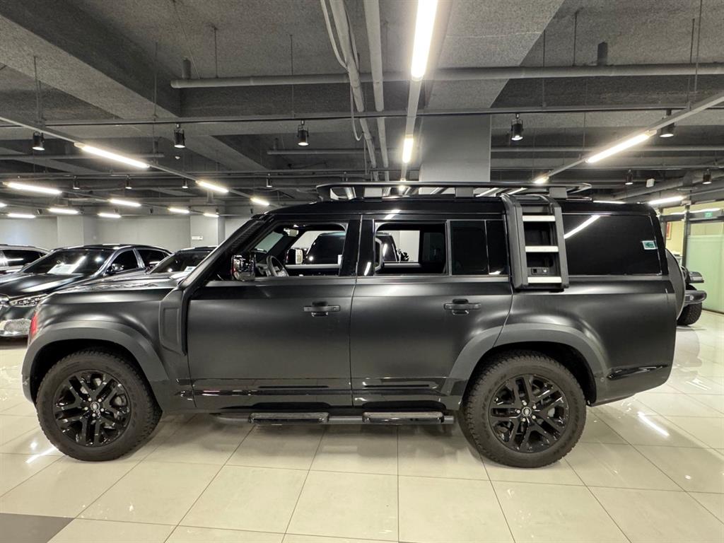 Land Rover Defender - Vista 3
