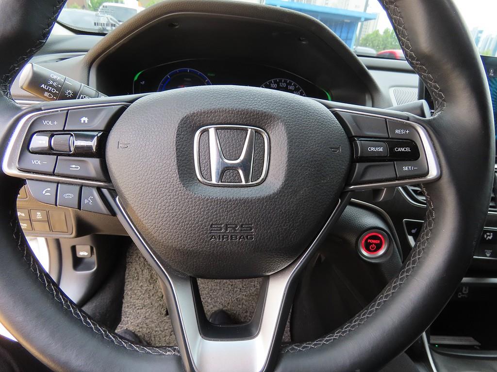 Honda Accord - Vista 10