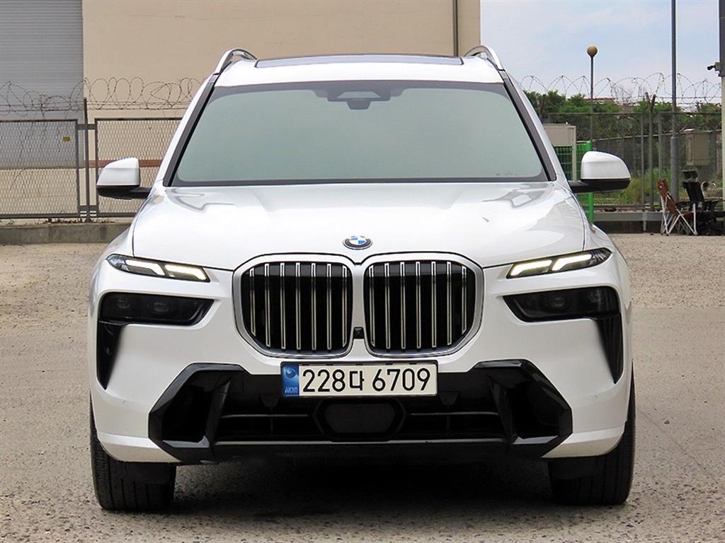 BMW X7 2024 Blanco - Importación desde Corea - HF Imports Iquique - Foto 1