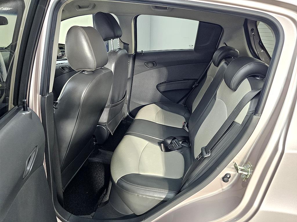 Chevrolet Spark - Vista 9