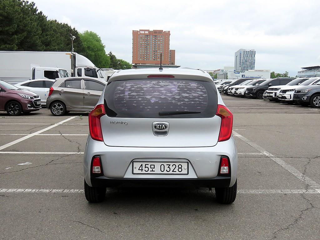 KIA Morning - Vista 3
