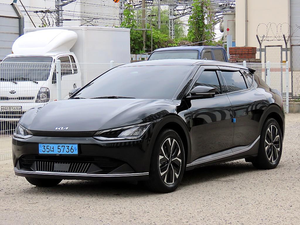 KIA EV6 - Vista 2
