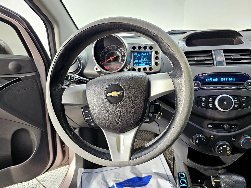 Chevrolet Spark - Vista 12