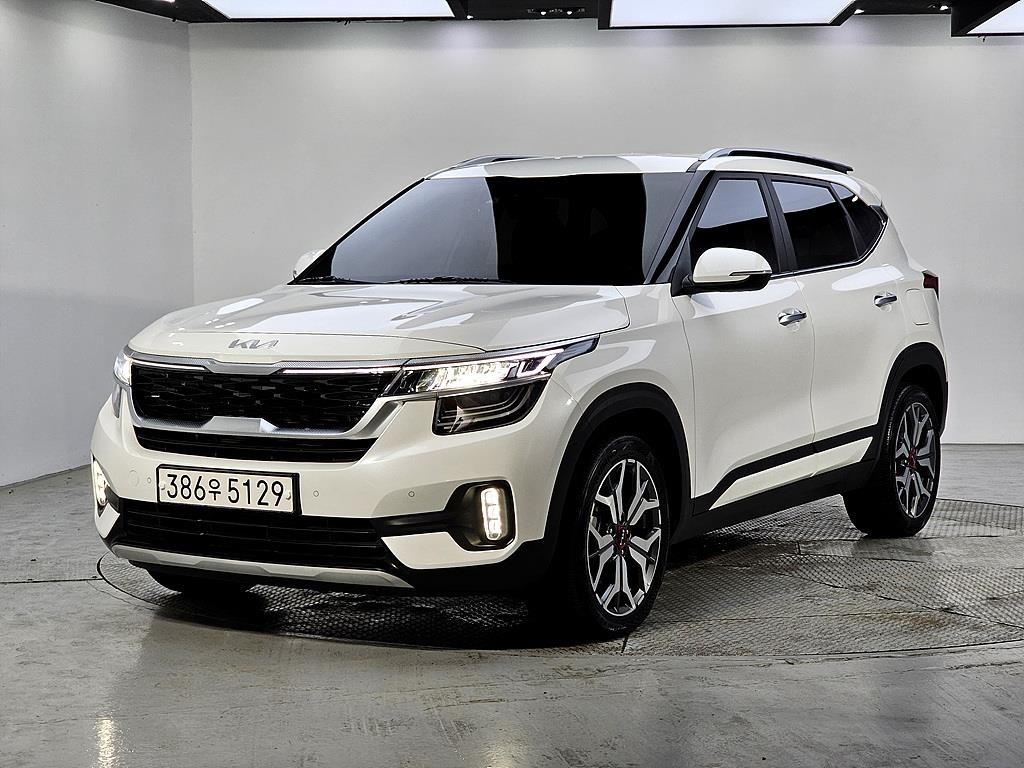KIA Seltos 2023 Blanco - Importación desde Corea - HF Imports Iquique - Foto 1