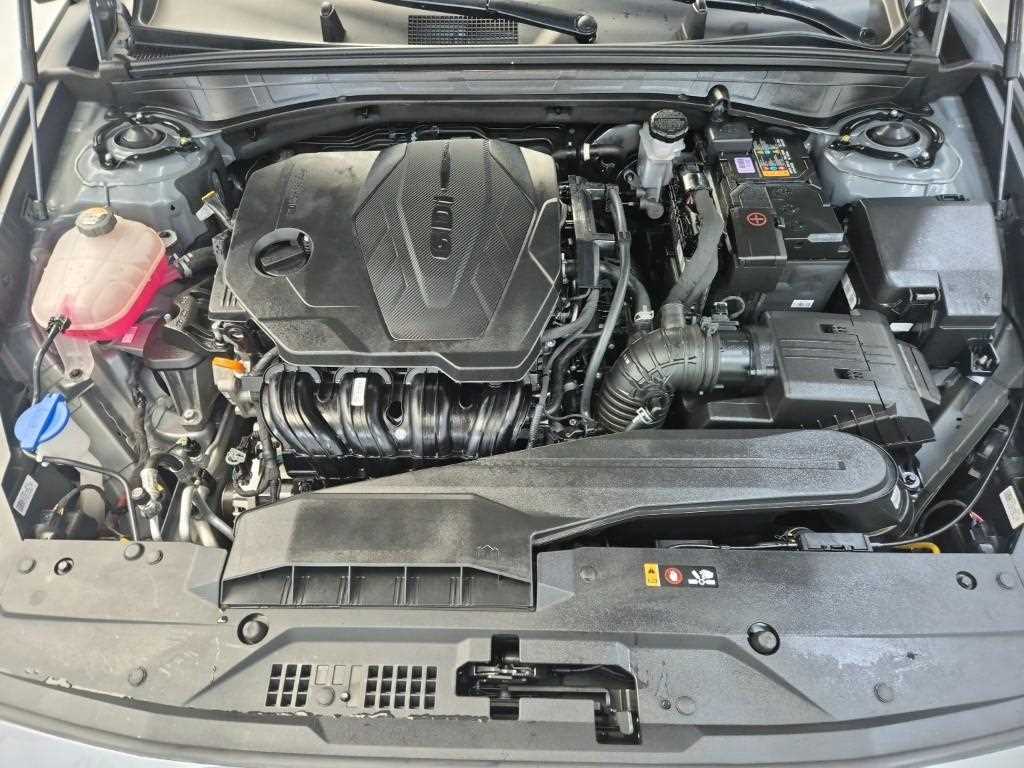 KIA K8 - Vista 5