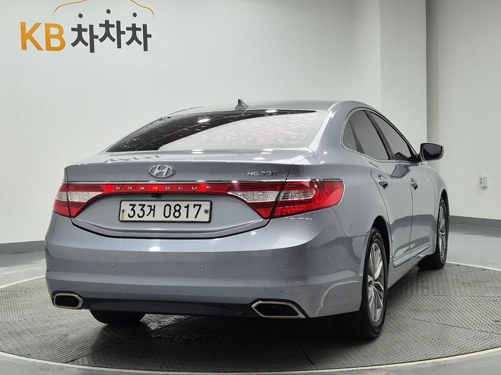 HYUNDAI Grandeur - Vista 3
