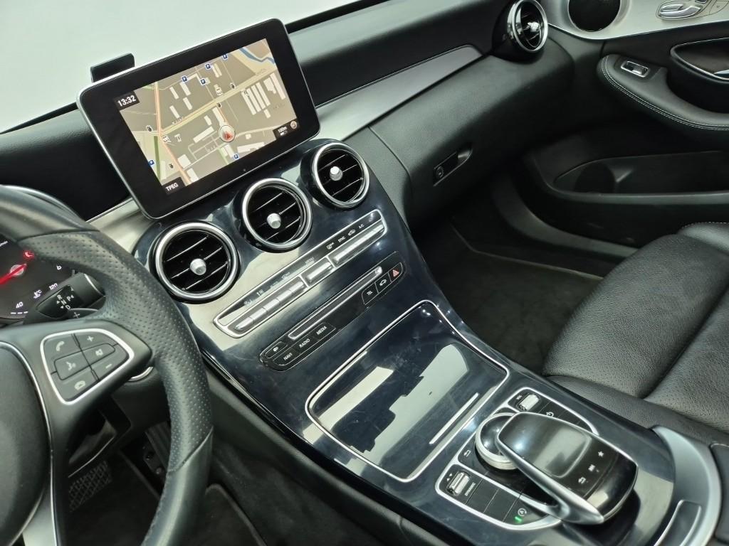 Mercedes Benz C Class - Vista 10