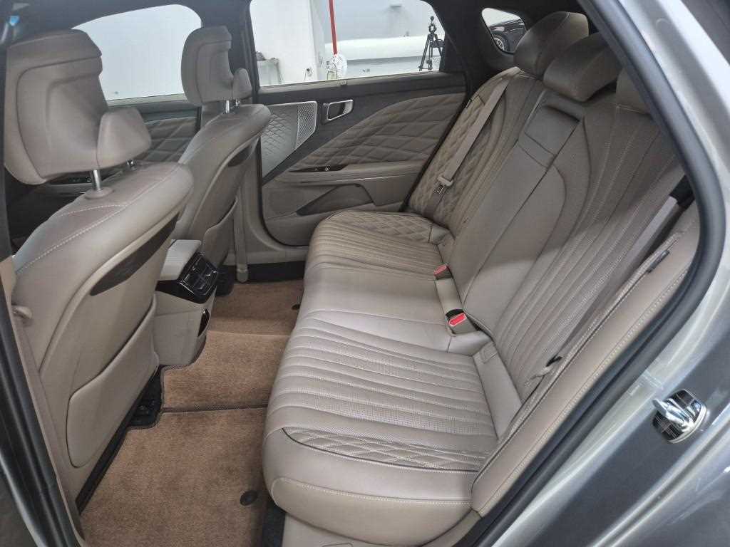 KIA K8 - Vista 12