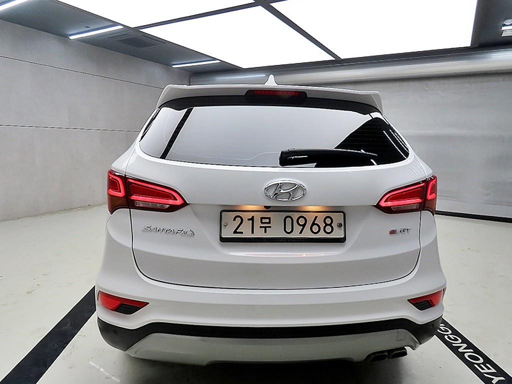 HYUNDAI Santa Fe - Vista 3